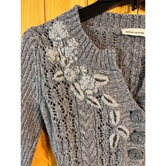 DKNY Jeans Gray 3/4 Sleeve Cardigan Sweater with Floral Detail Small (2552) - Picture 4 of 5